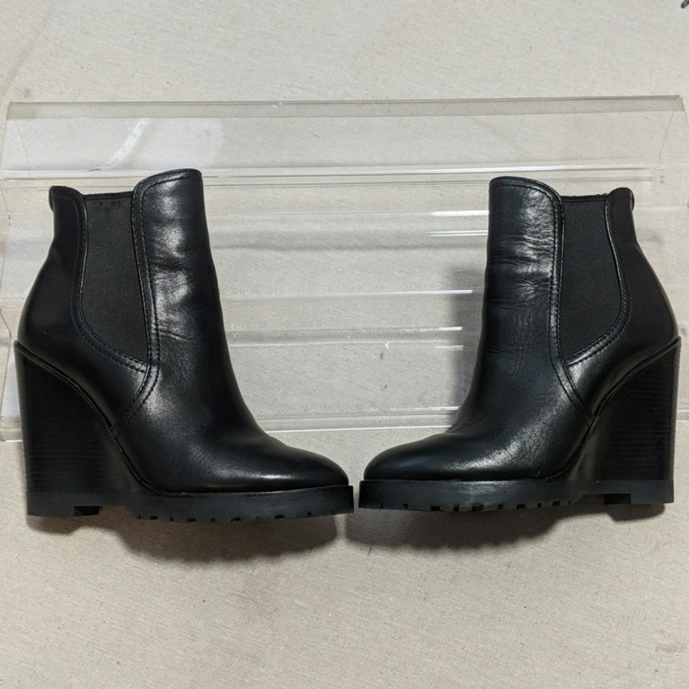Michael Kors Thea Wedge Booties Size 5.5 - Picture 4 of 8